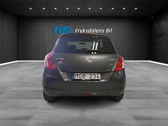 Suzuki Swift 4 of 5
