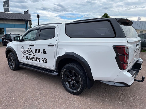 Isuzu D-max 4 of 11