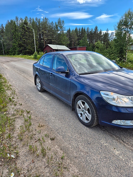 Skoda Octavia 3 of 5