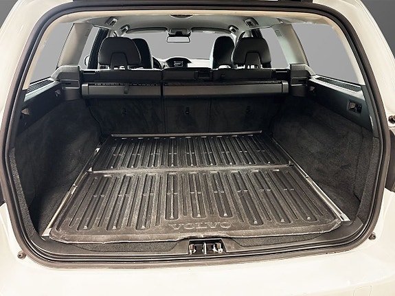 Volvo V70 11 of 11