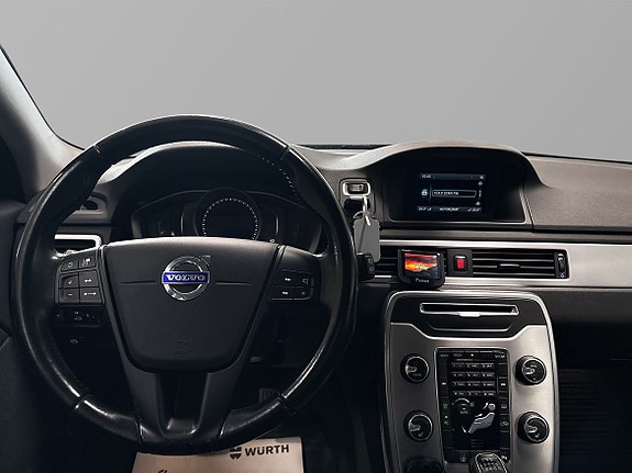 Volvo V70 10 of 11