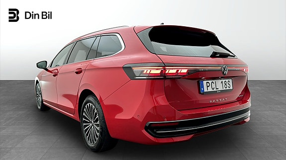 Volkswagen Passat 3 of 5