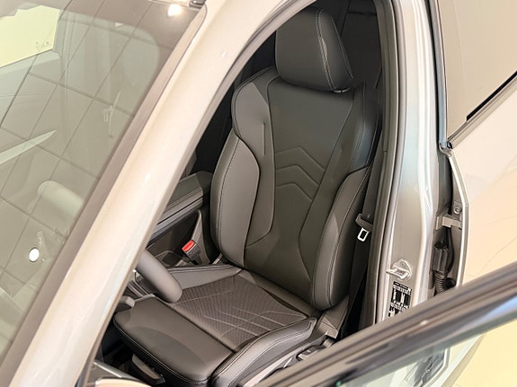 BMW X1 5 of 13