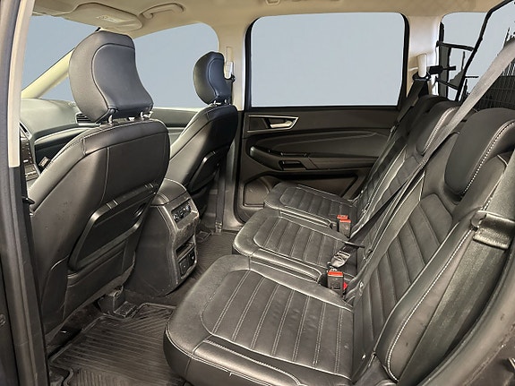 Ford Galaxy 13 of 24