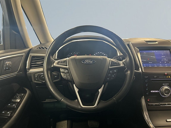 Ford Galaxy 9 of 24