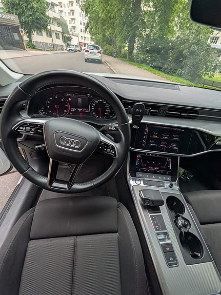 Audi A6 8 of 11