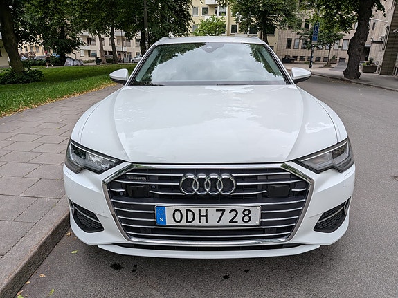 Audi A6 2 of 11