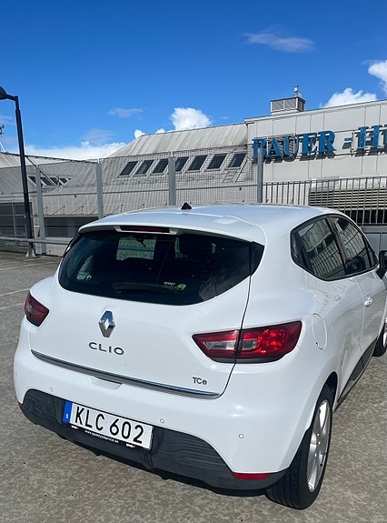 Renault Clio 2 of 5