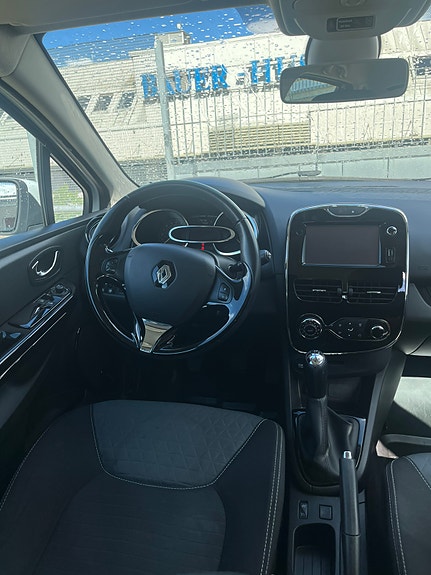 Renault Clio 3 of 5