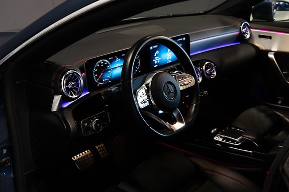 Mercedes-Benz CLA220 9 of 21
