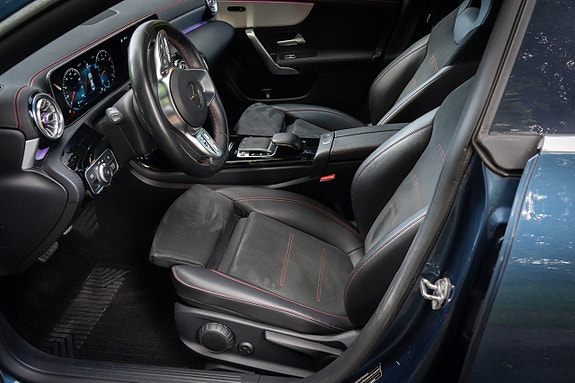 Mercedes-Benz CLA220 13 of 21