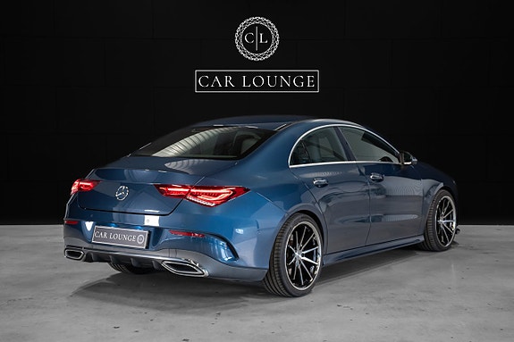 Mercedes-Benz CLA220 3 of 5