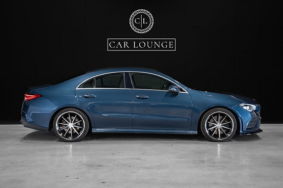 Mercedes-Benz CLA220 2 of 5