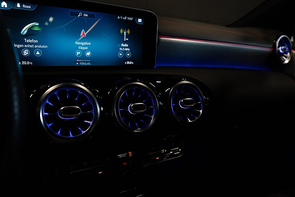 Mercedes-Benz CLA220 15 of 21