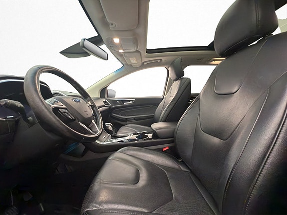 Ford Edge 9 of 30
