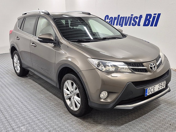 Toyota RAV4 5 of 10