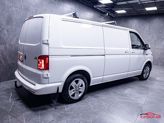 Volkswagen Transporter 7 of 26
