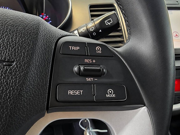 Kia Picanto 16 of 23