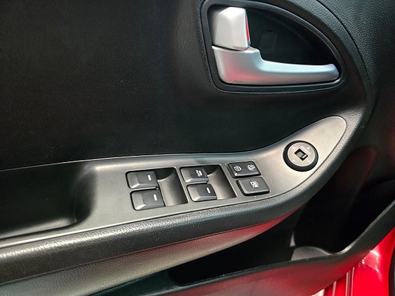Kia Picanto 13 of 23
