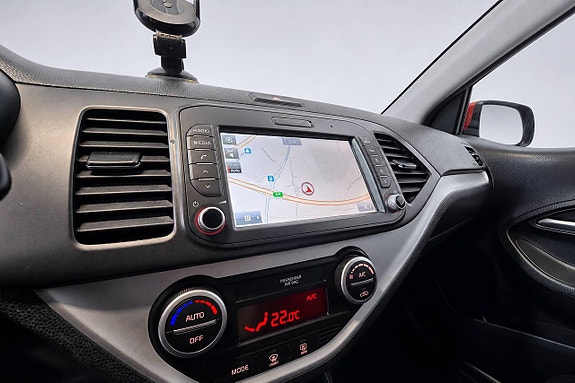 Kia Picanto 18 of 23