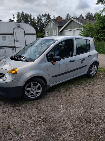 Renault Modus 2 of 6
