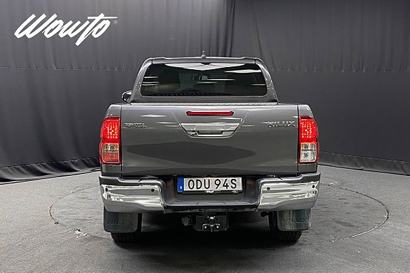 Toyota HiLux 6 of 22
