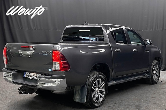 Toyota HiLux 5 of 22