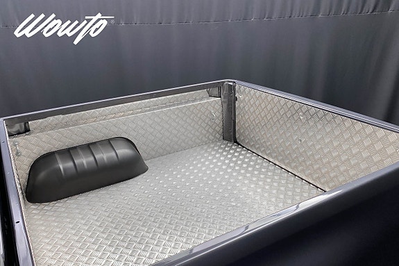 Toyota HiLux 21 of 22
