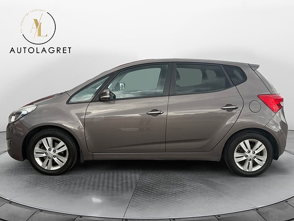 Hyundai ix20 2 of 13