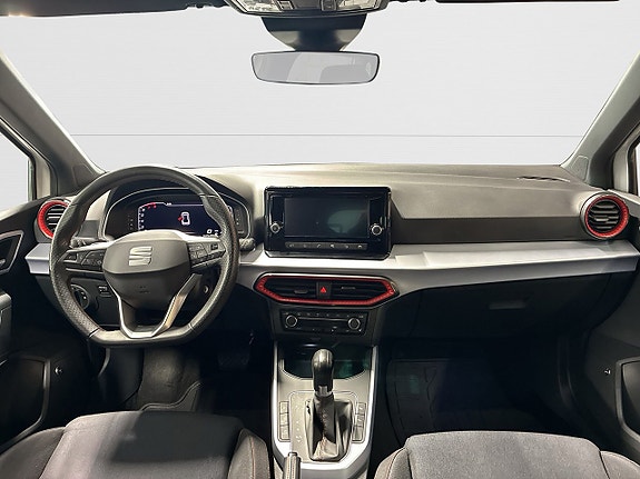 Seat Arona 11 of 26