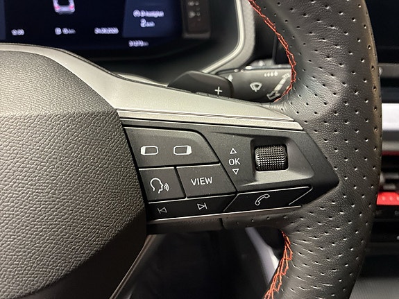 Seat Arona 17 of 26