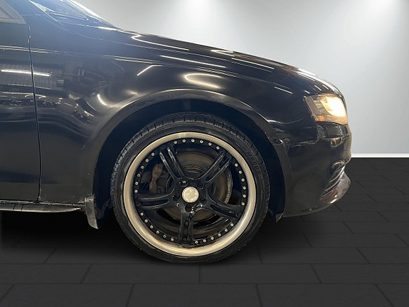 Audi A4 5 of 5