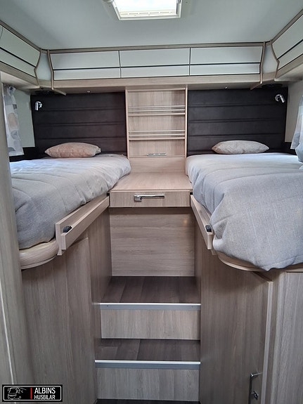 Kabe Travel Master Classic 740 LGB 16 of 21