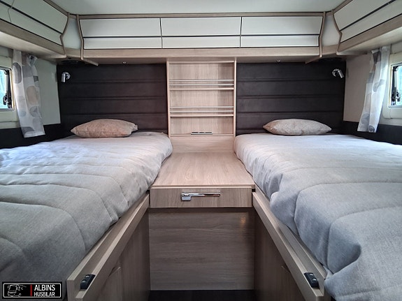 Kabe Travel Master Classic 740 LGB 17 of 21