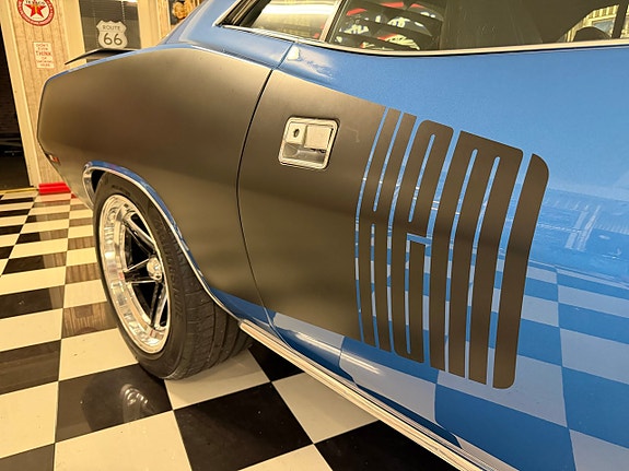 Plymouth Hemi Cuda 8 of 30