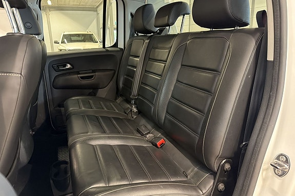 Volkswagen Amarok 23 of 25
