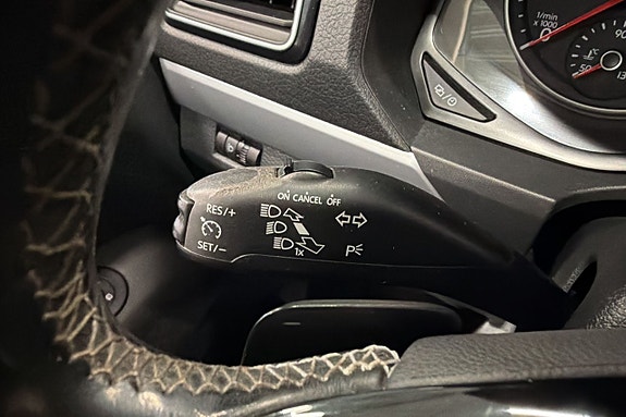 Volkswagen Amarok 17 of 25