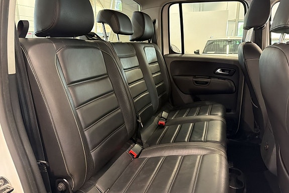 Volkswagen Amarok 21 of 25