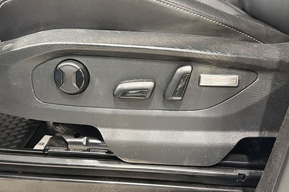 Volkswagen Amarok 18 of 25