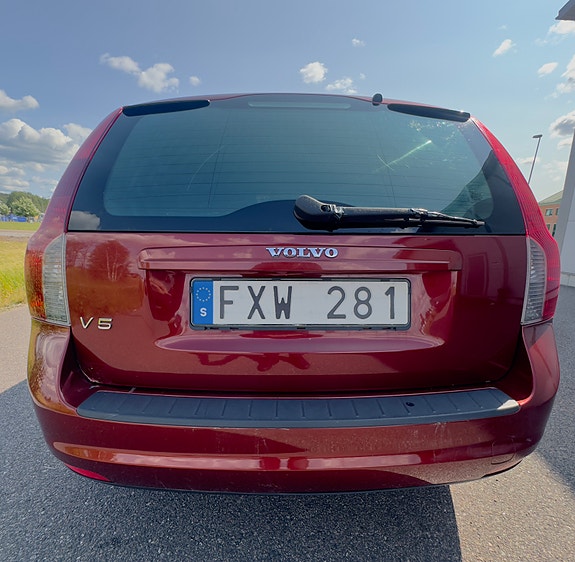 Volvo V50 5 of 5