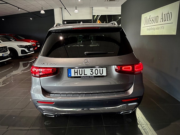 Mercedes-Benz GLB200 18 of 18