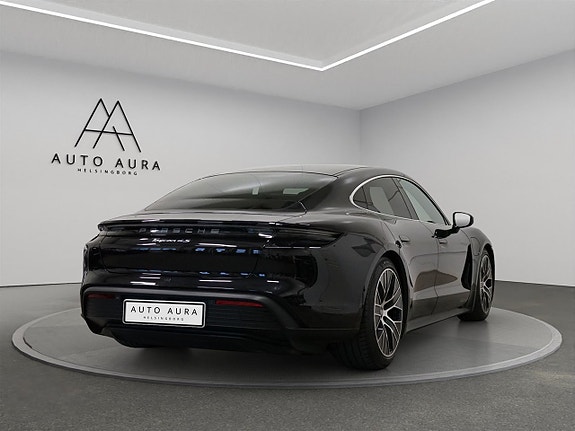 Porsche Taycan 4S 6 of 25