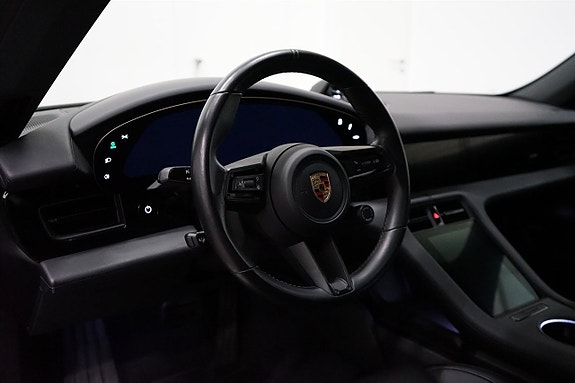 Porsche Taycan 4S 9 of 25