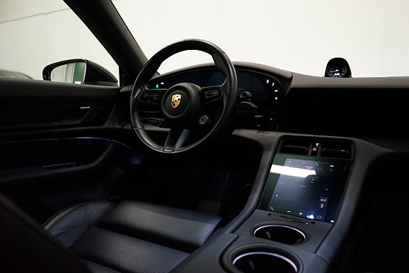 Porsche Taycan 4S 24 of 25
