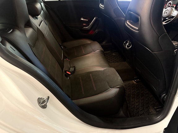 Mercedes-Benz A180 20 of 24