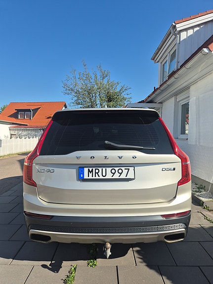Volvo XC90 3 of 5