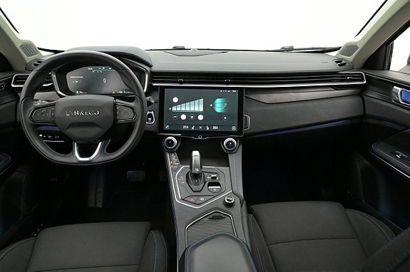 Lynk & Co 01 6 of 27