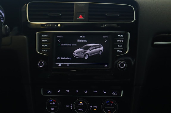 Volkswagen Golf I 21 of 23