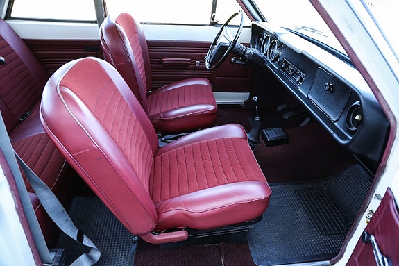 Ford Cortina 12 of 18
