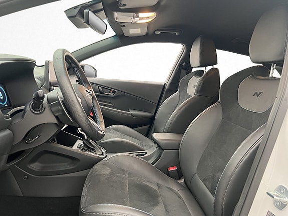 Hyundai Kona 12 of 30